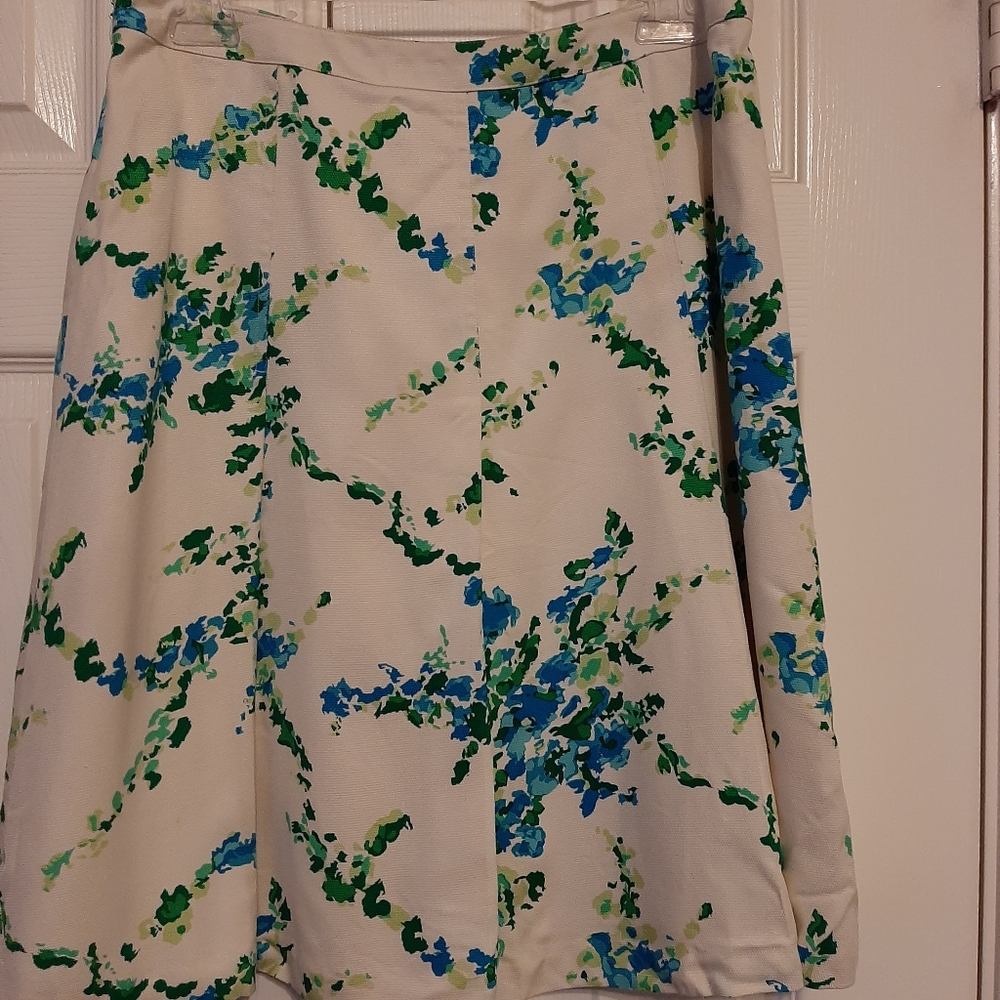 Ann Taylor A-line floral skirt